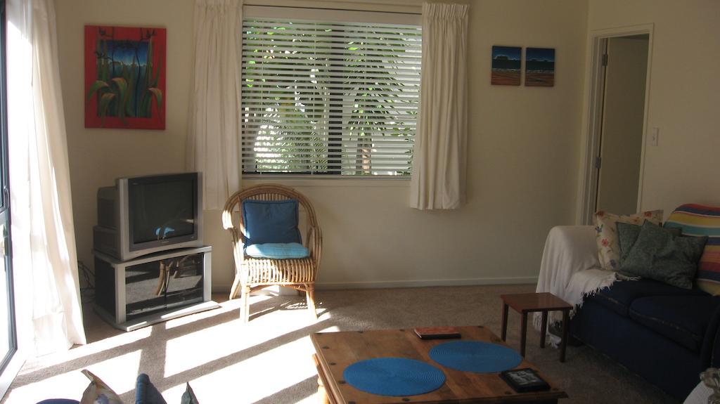 Kotuku Bed & Breakfast Whangamata Δωμάτιο φωτογραφία